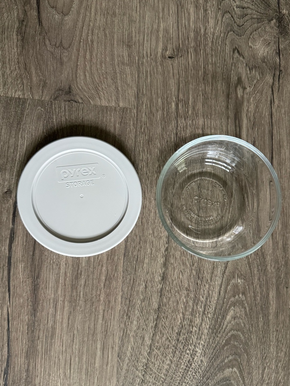 Pyrex 2Cup Glass Food Storage Container